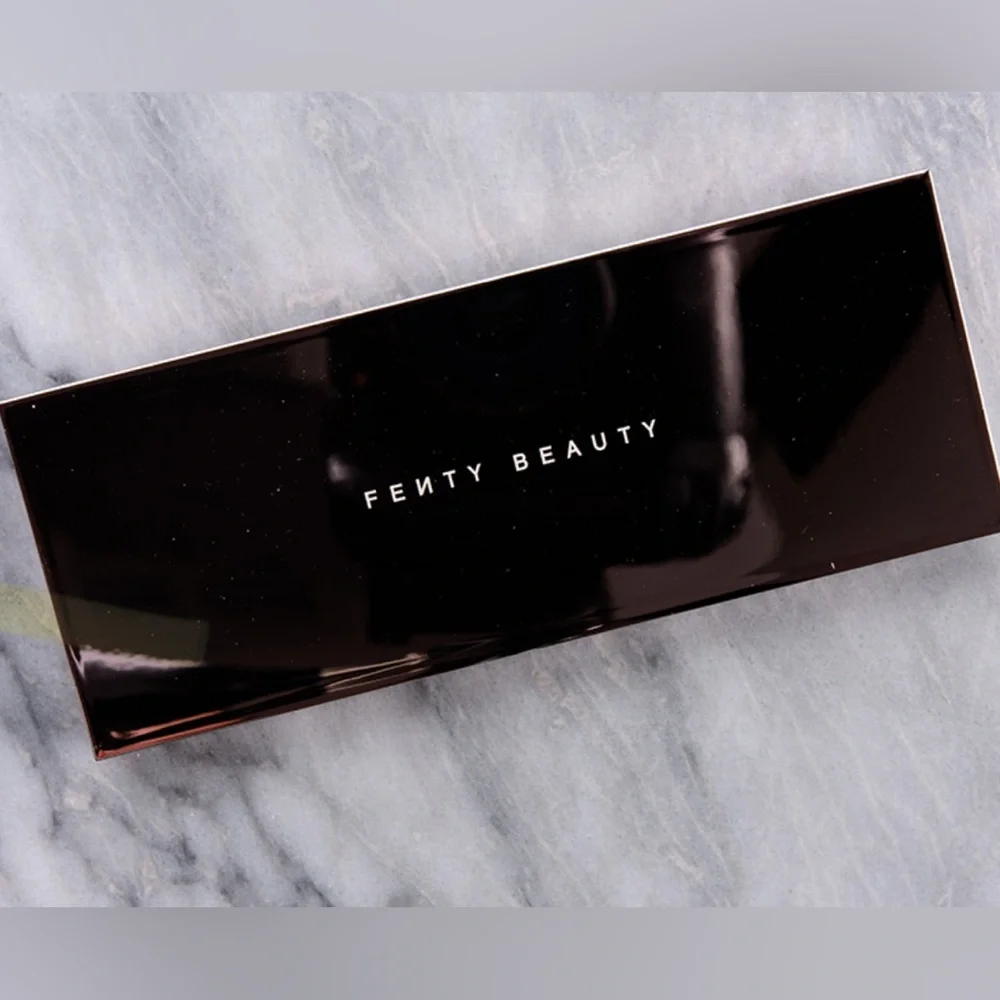 Fenty Beauty Triple Dip Diamond Bomb Diamond Veil Palette - Picture 4 of 5